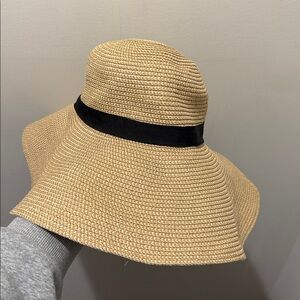 Aritzia Main Character paper straw hat